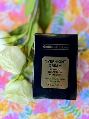 Overnight Cream with Retinol, Glycerin + Vitamin E